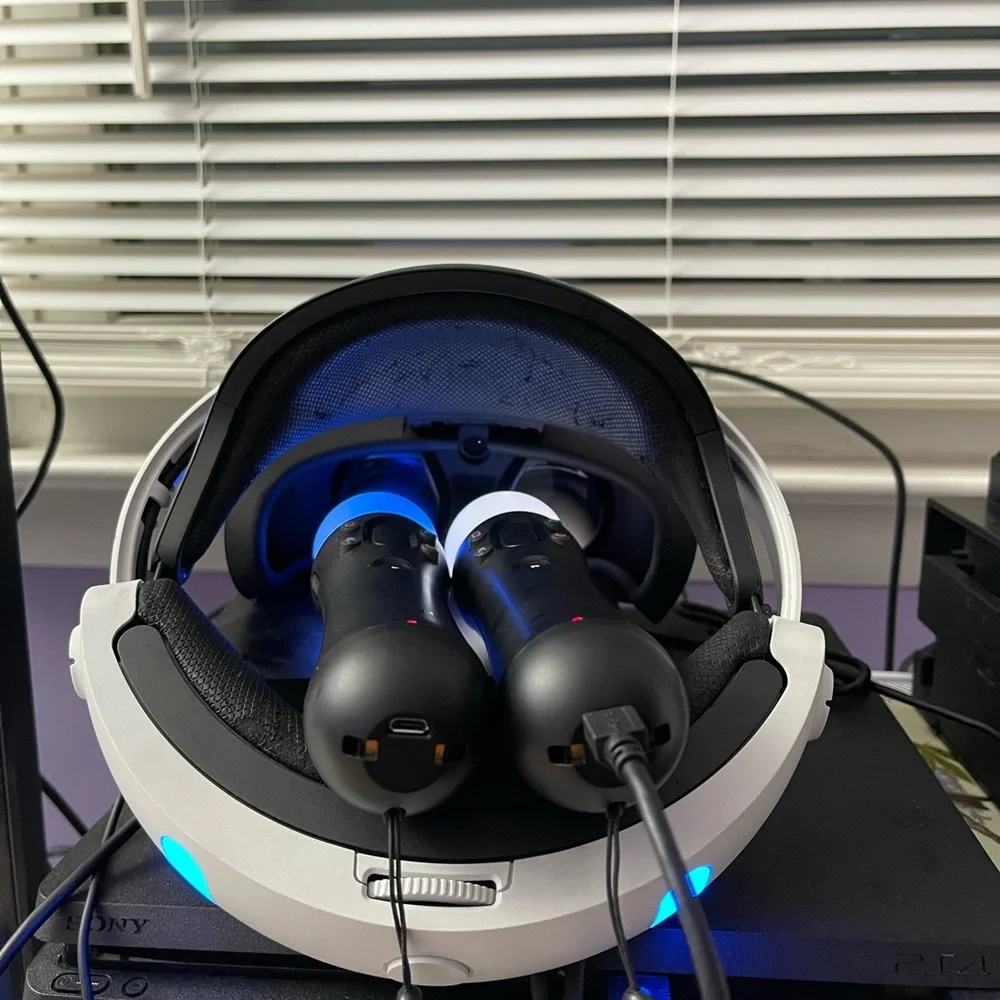 Playstaion VR by Sony VR Headset and Camera Set